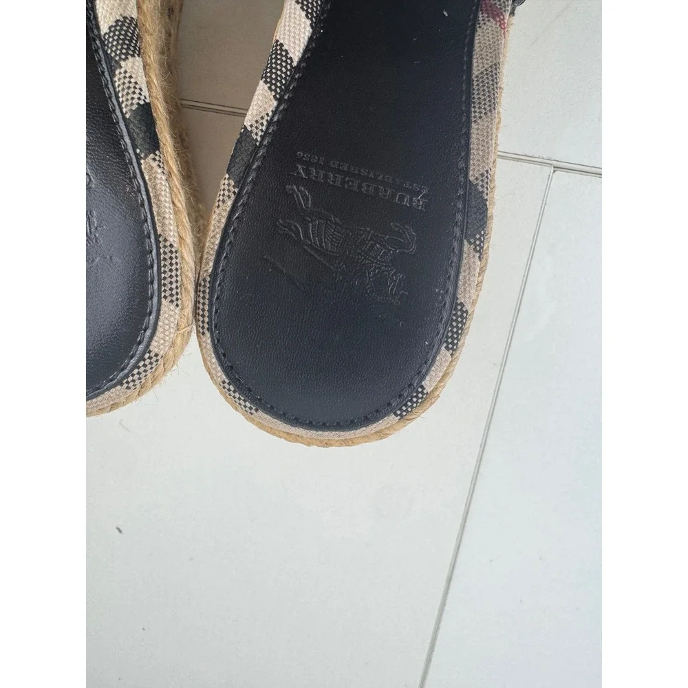 Burberry Haymarket‎ Check Espadrille Wedge Sandals Black Patent Leather 38 7.5 8